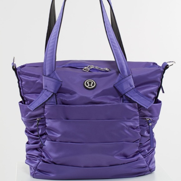 Lululemon Triumphant Tote in Persian Purple
